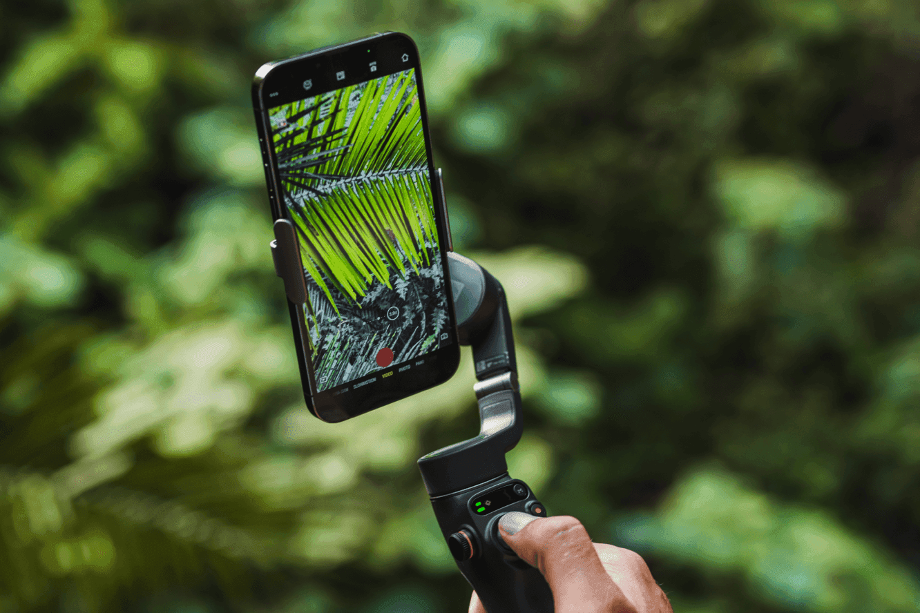 Shoot Like a Pro with Hohem Gimbal Stabilizer