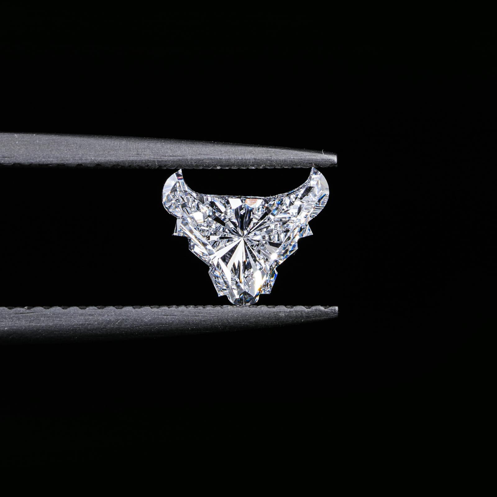 Affordable Diamond Nose Stud UK in Gold &amp; Silver