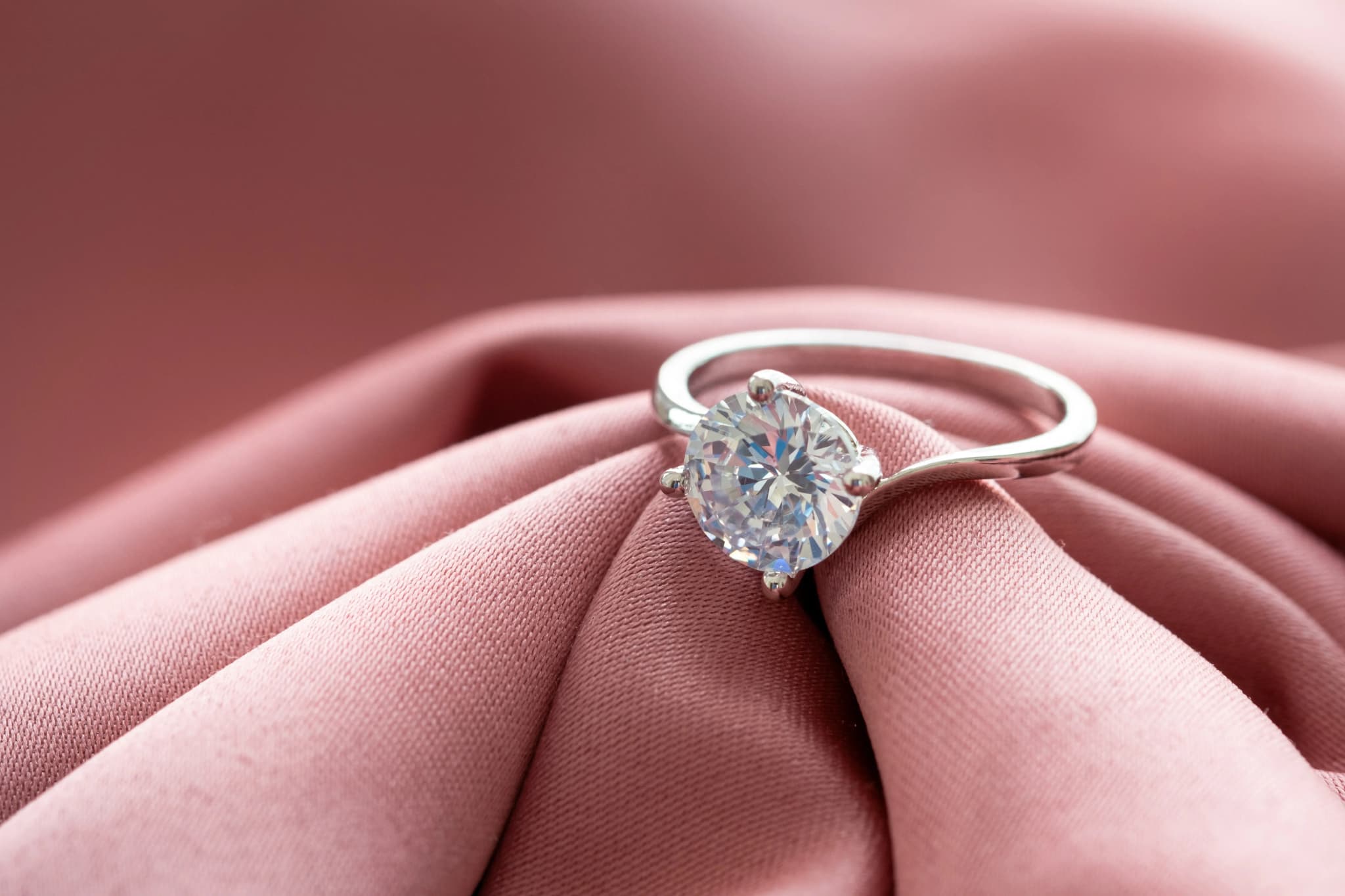 Luxury Online diamond jewellery UK from London Diamond Online