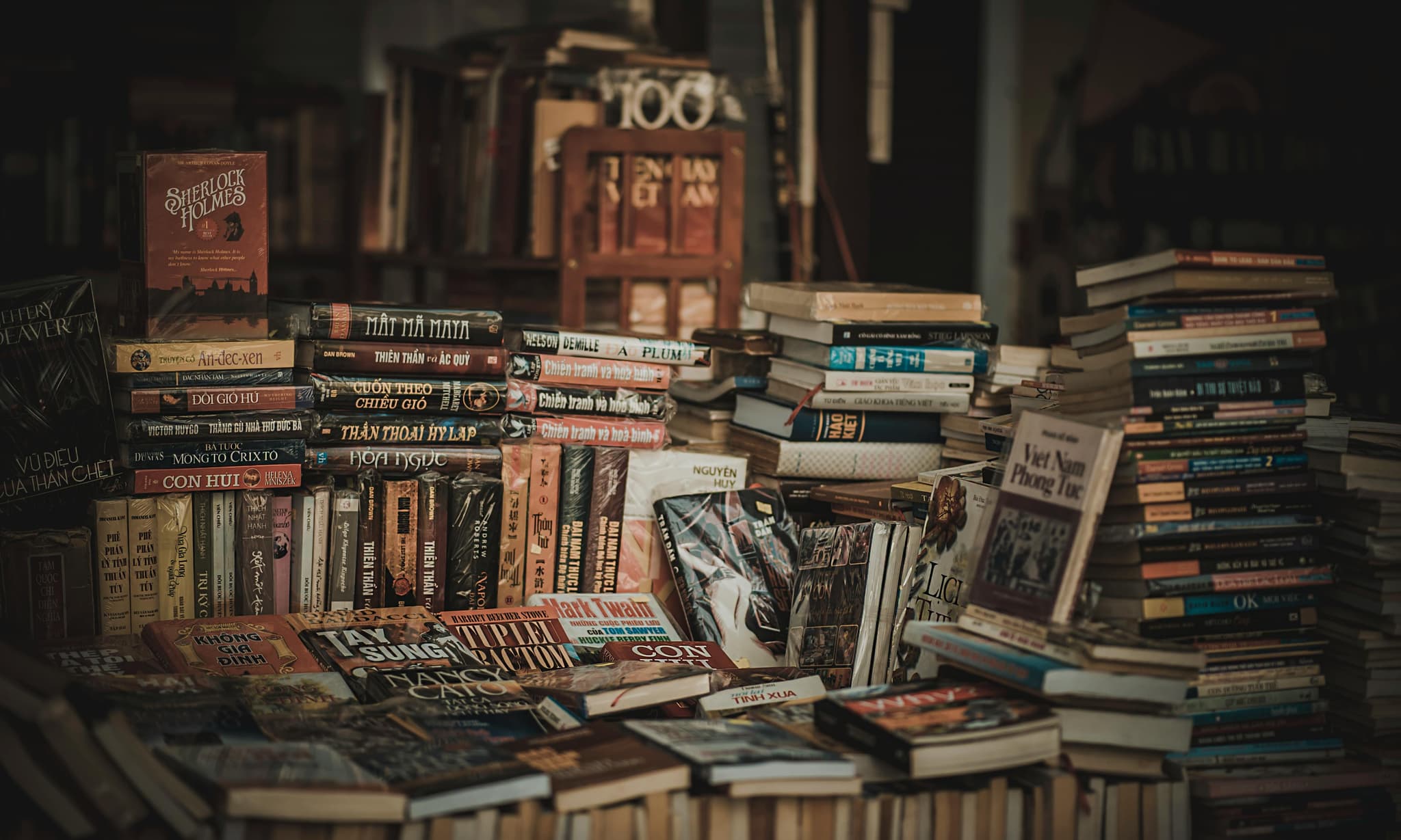 Alex Cage: The Action Thriller Author Setting a New Standard for Suspense