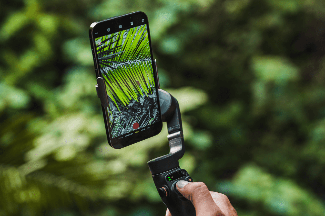 Shoot Like a Pro with Hohem Gimbal Stabilizer