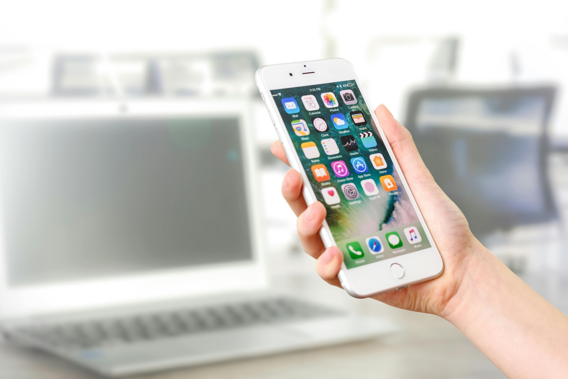 Find a Reliable Phone Buyer Near Me – Cash in 24 Hours