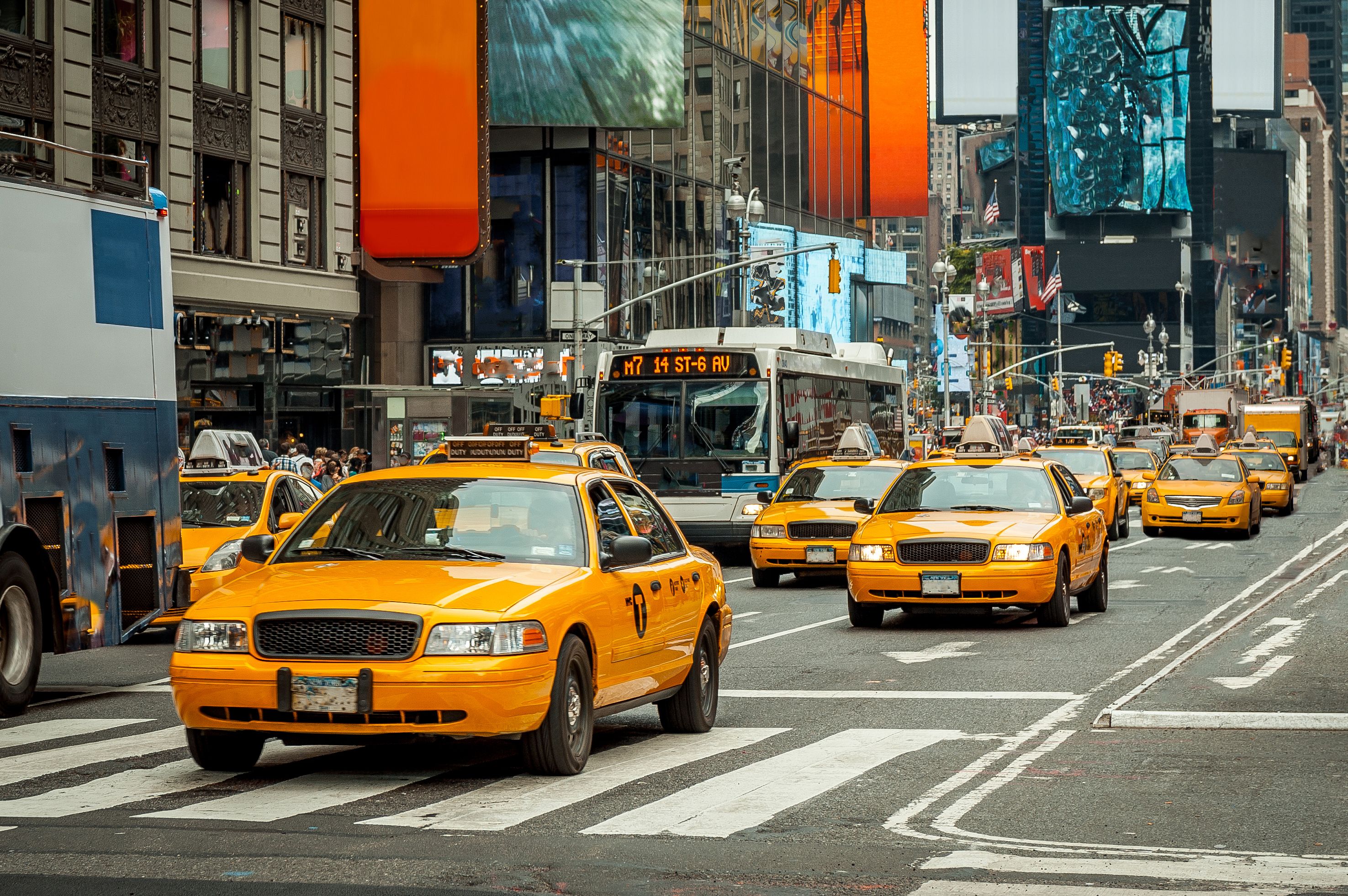 Need a Minicab Fast? Call Gemini Taxis Today