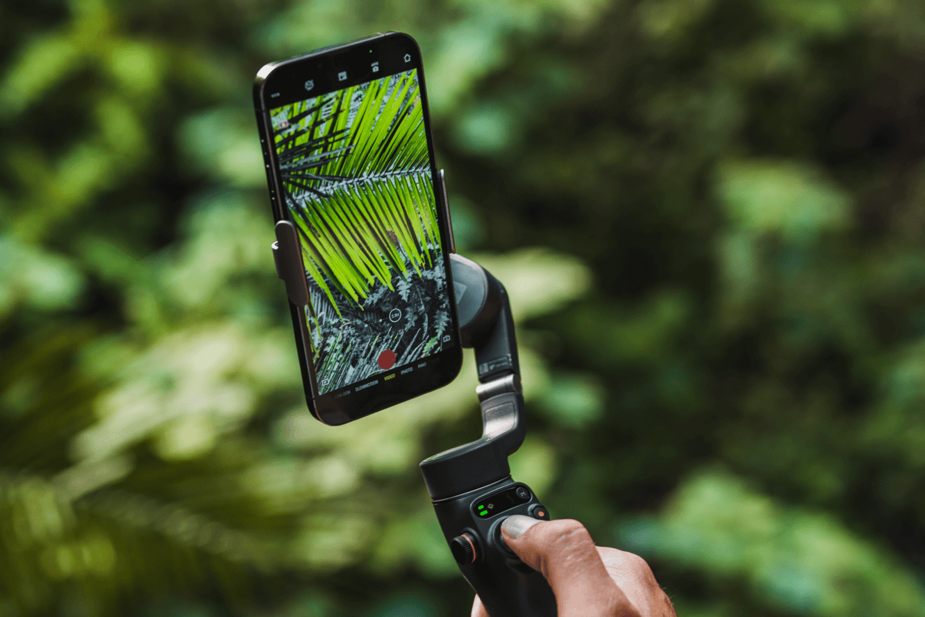 Shoot Like a Pro with Hohem Gimbal Stabilizer