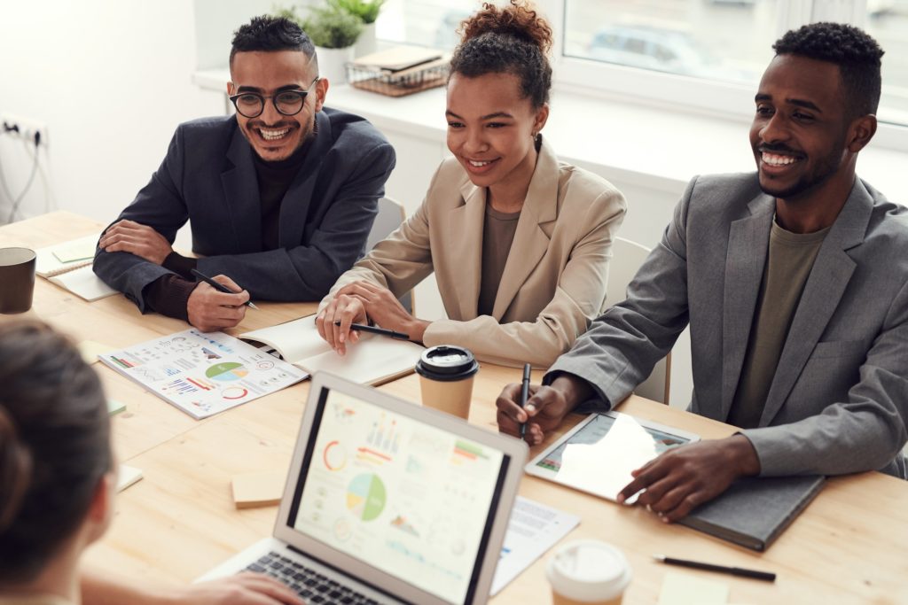 The Smart and Safe Way to Rent LinkedIn Profile for Agencies — Akountify