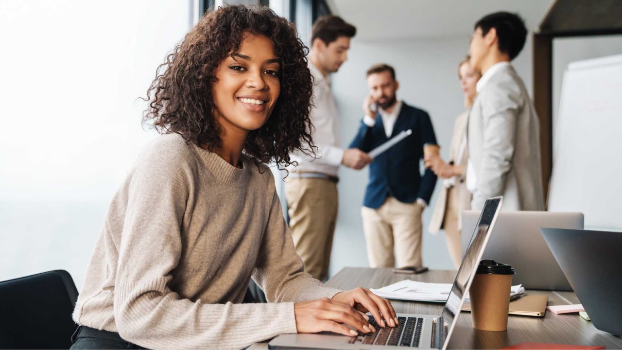 How a Business Coach Los Angeles Helps Entrepreneurs Succeed