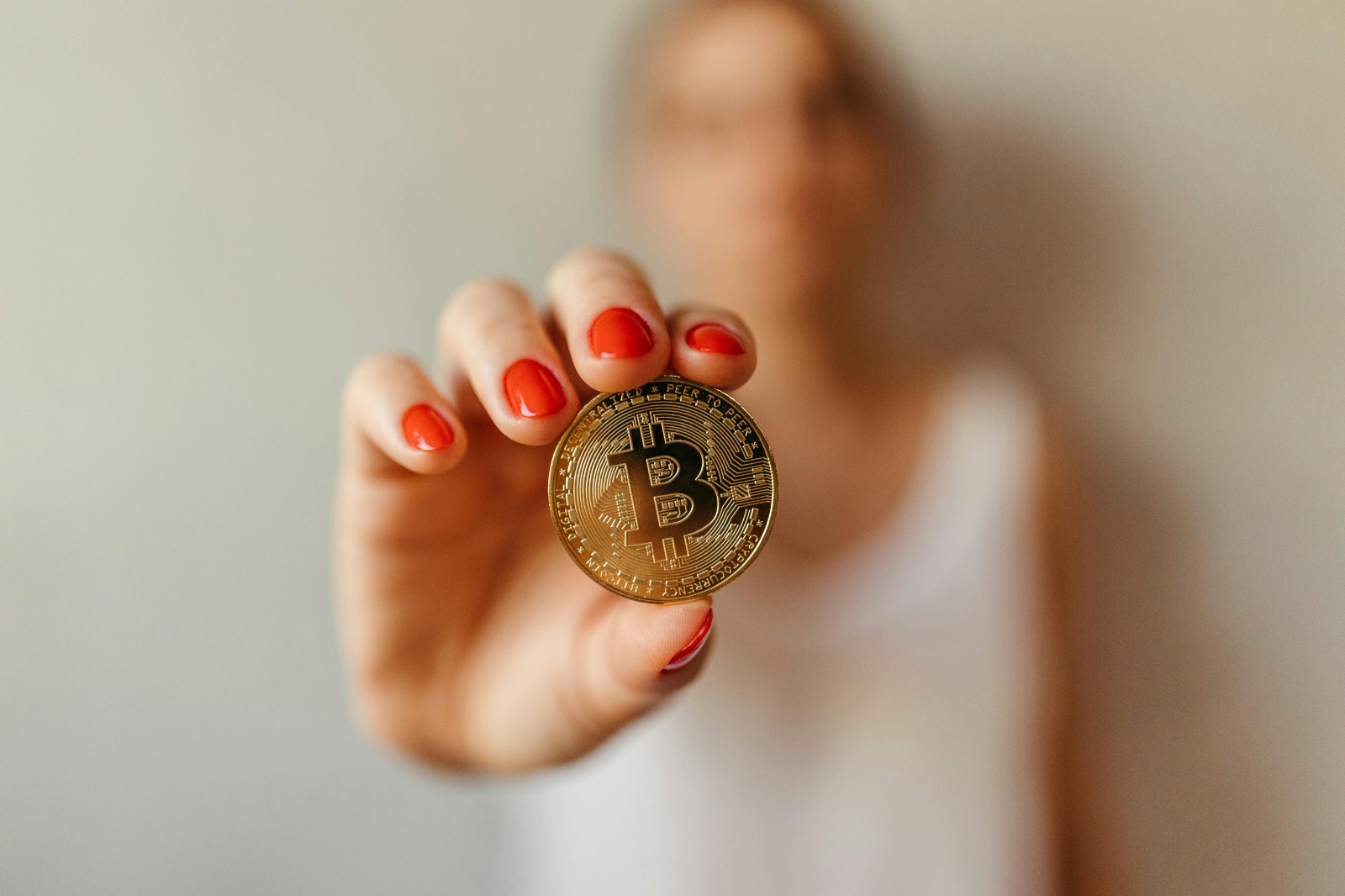 How a Cryptocurrency Recovery Expert Traces Stolen Funds