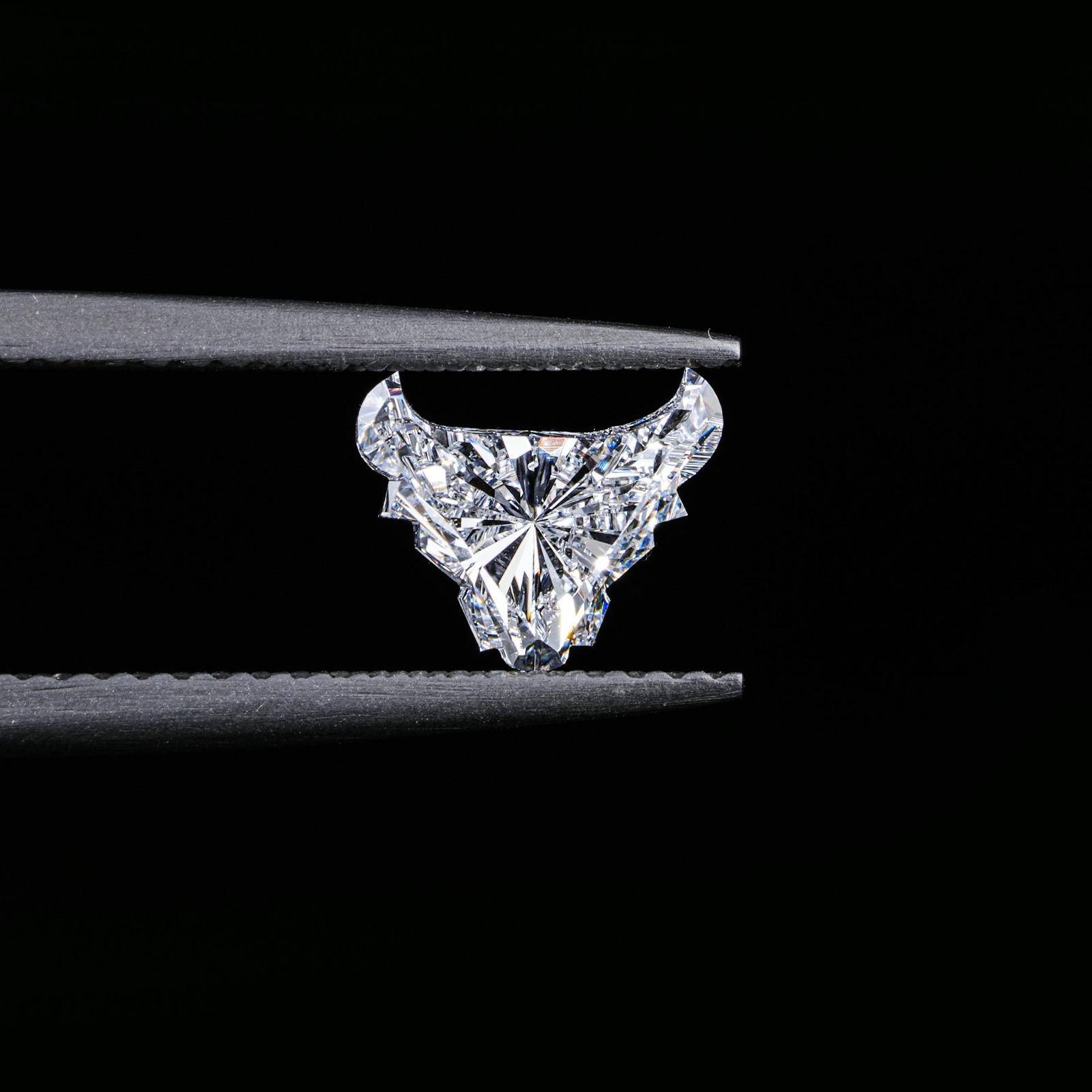 Affordable Diamond Nose Stud UK in Gold &amp; Silver