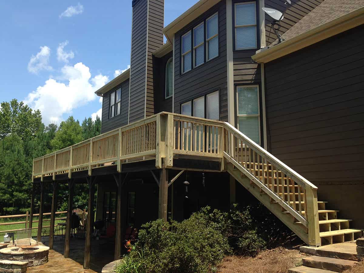 Top Deck Contractor Kennesaw for Outdoor Construction