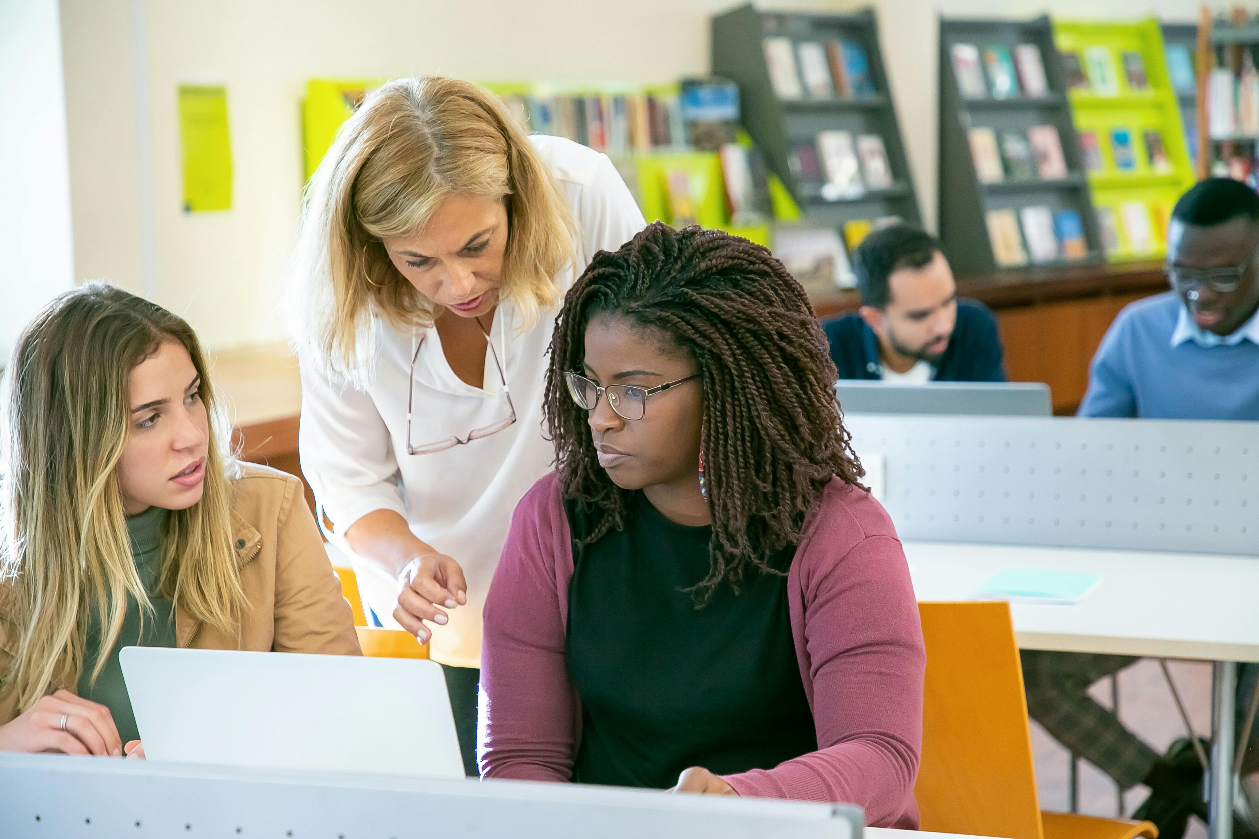 What Makes a Purchasing Consultant Essential in Today’s Competitive Market?