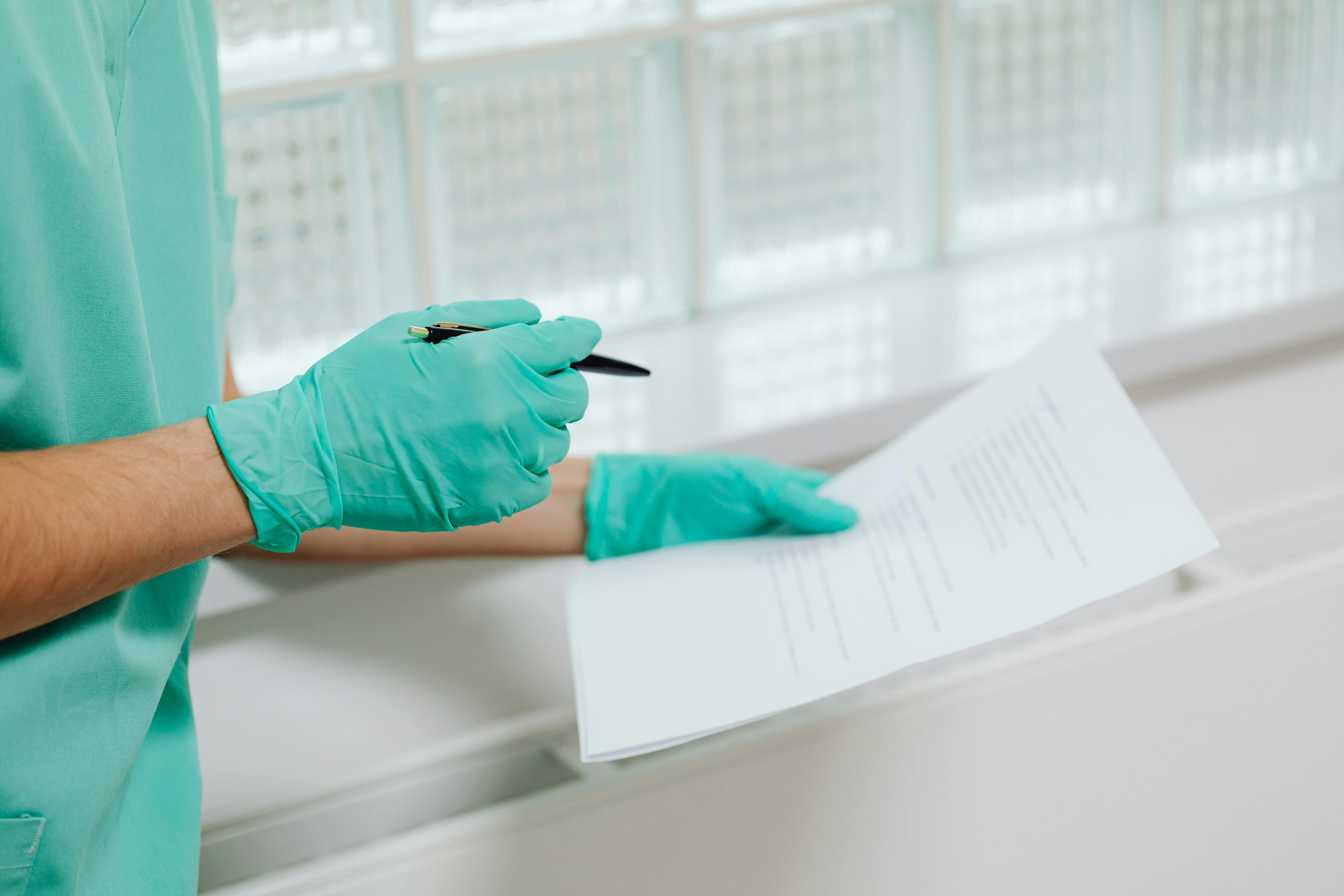 Top Benefits of Choosing to Buy Nursing Papers for School Success