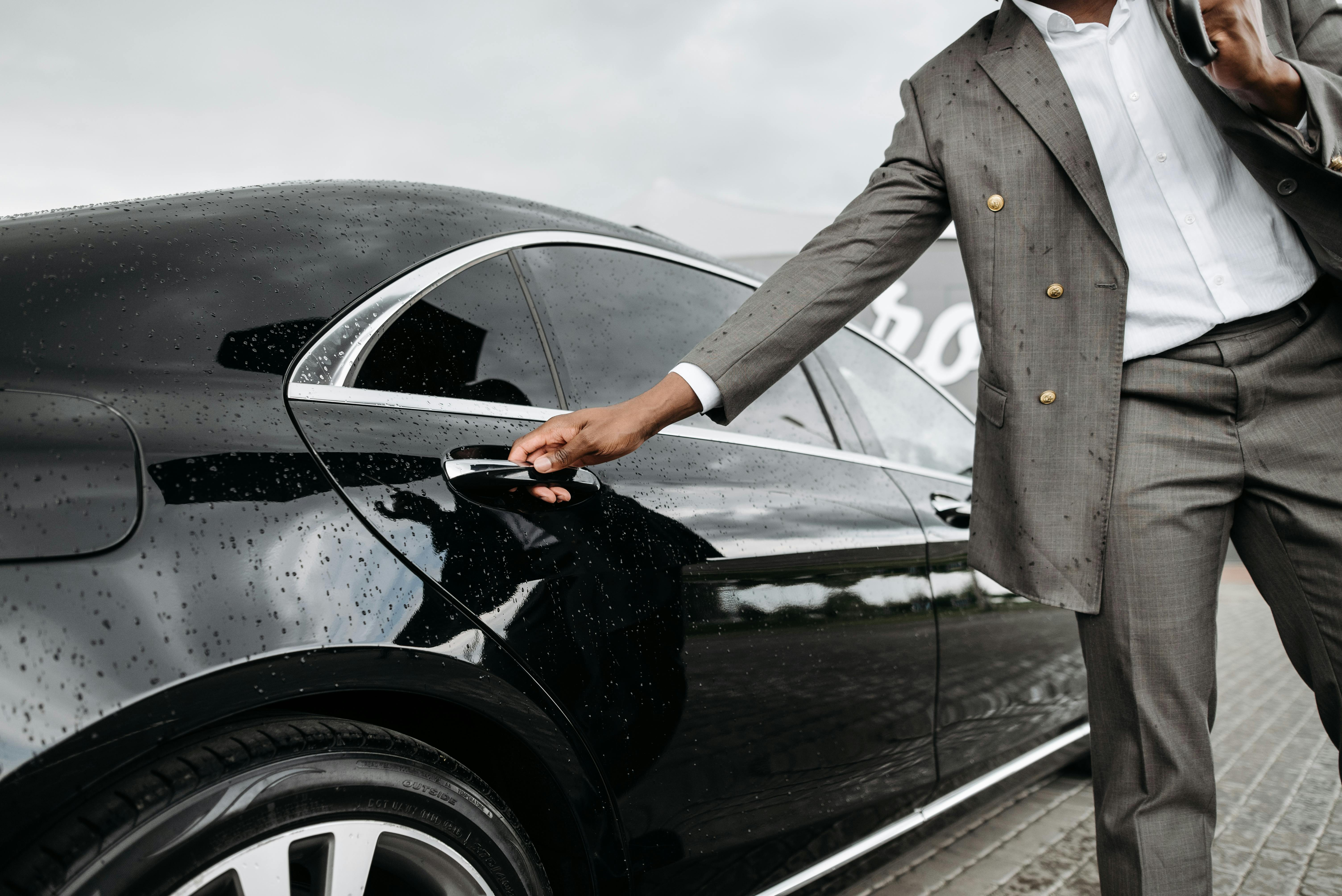 Corporate Limo: Impress Clients with Executive Transportation
