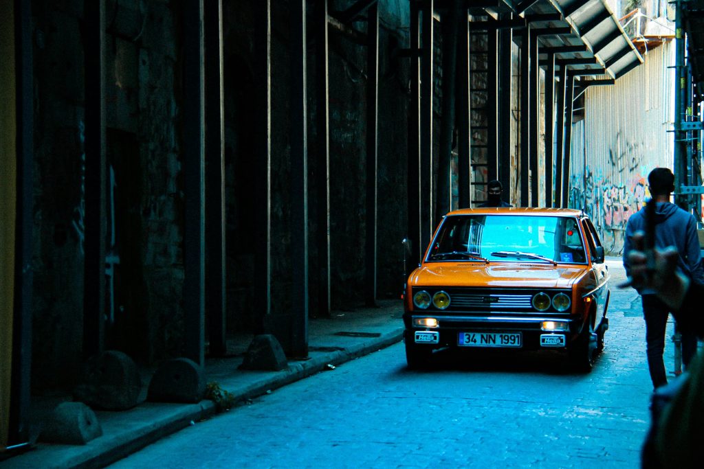 Airport Taxis Weybridge: Premium Cabs for Airport and City Travel