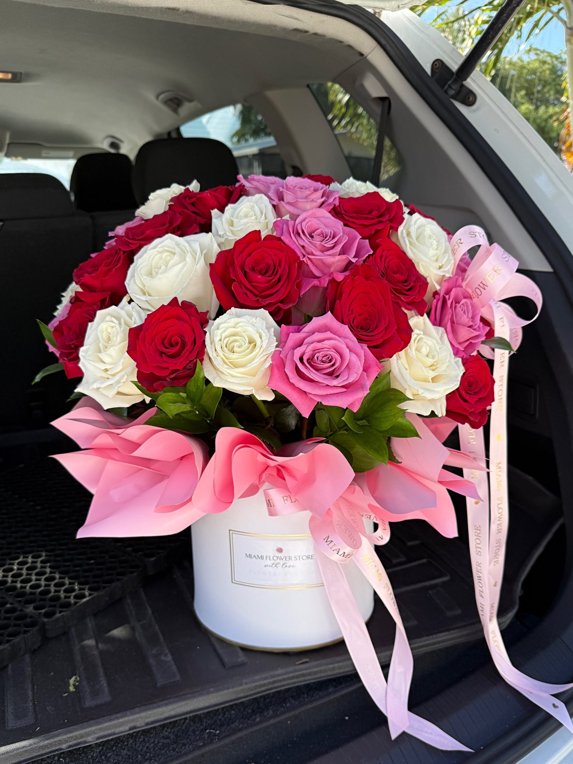 Unique Flower Arrangement Ideas to Brighten Any Occasion